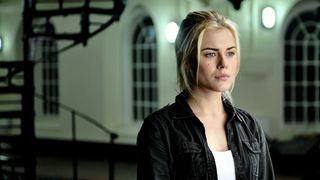 2. Призрак в сети (2009)